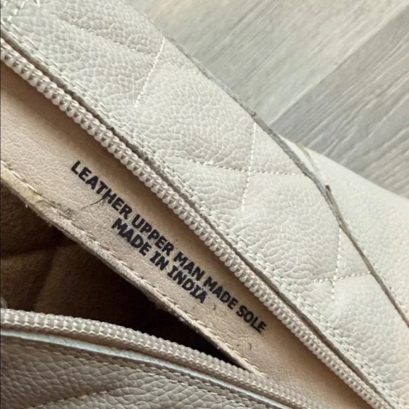 NWOT Zip-Front Quilted Ankle Boot in Light Beige - Picture 6 of 8